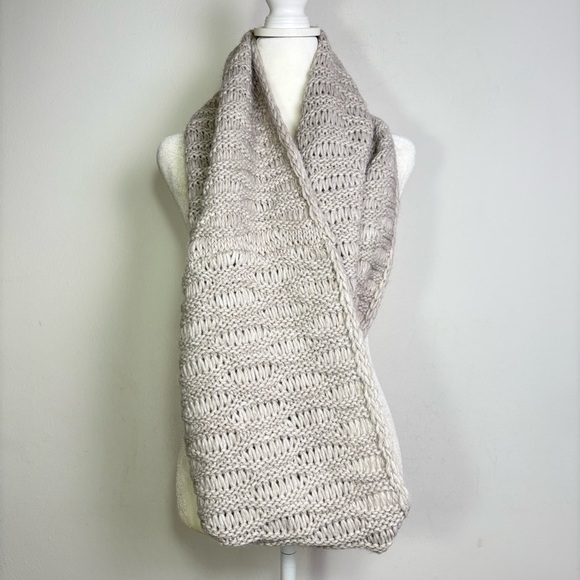 Made Italy Alpaca Wool Blend Chunky Knit Infinity Scarf NEW minimalist neutral - Picture 5 of 11